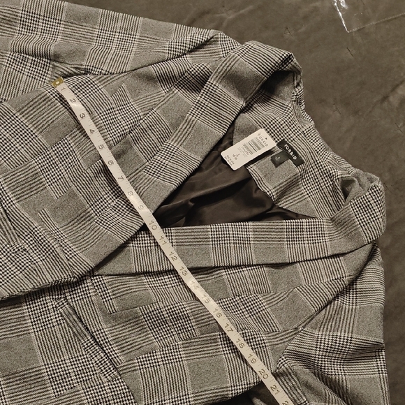 NWT Torrid Monochrome Checkered Blazer - Picture 3 of 6